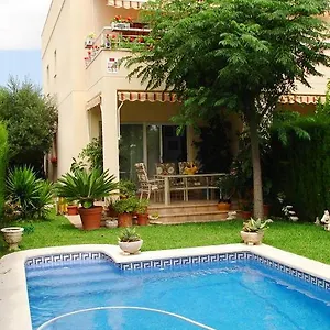Villa Voramar, Calafat
